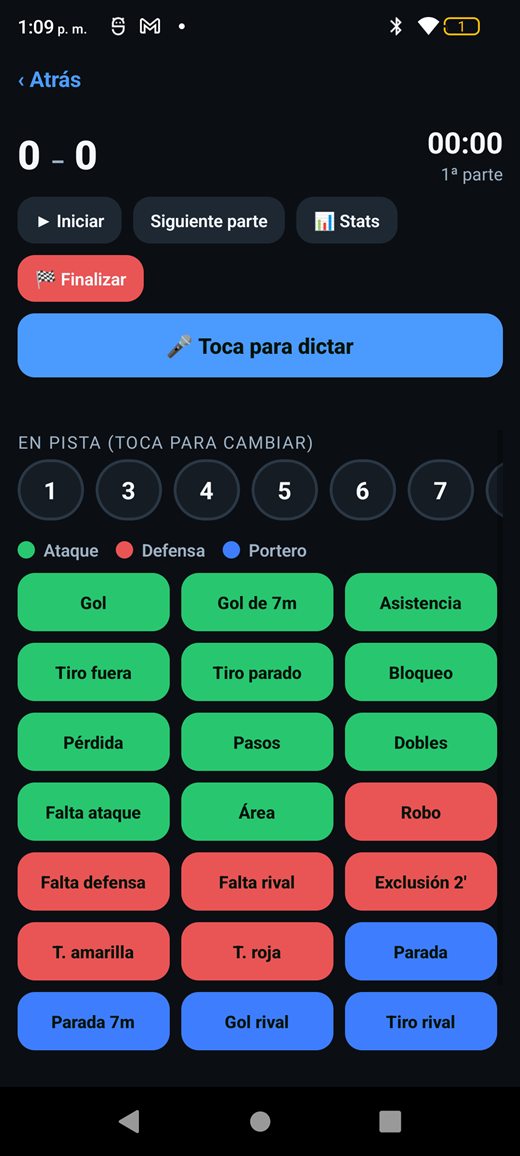 Pantalla de directo con la fila En pista, el marcador y la rejilla de acciones